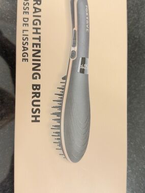 FOXYBae Black and Rose Gold Straightening Brush